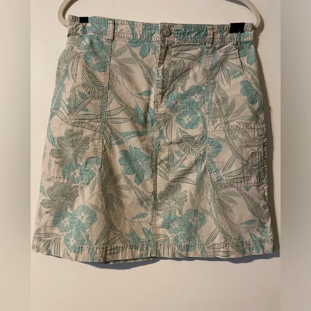 Eddie Bauer Tropical Floral Multi Pocketed Mini Skirt Size 8